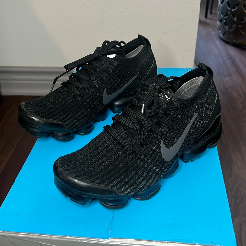 Women NIKE air vapormax shoes